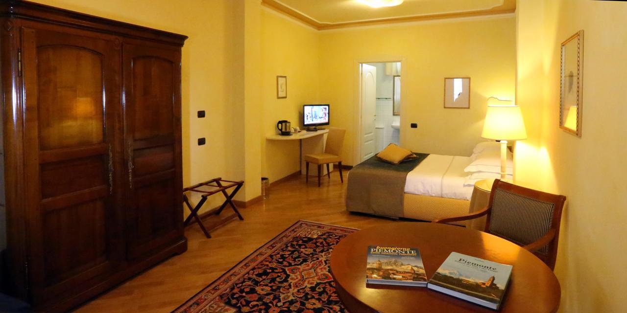 Albergo Castiglione Langhe Castiglione Tinella Eksteriør billede